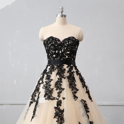 Sleeveless Champagne Wedding Dresses With Black..