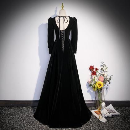 Long Sleeves Black Velvet Formal Dress