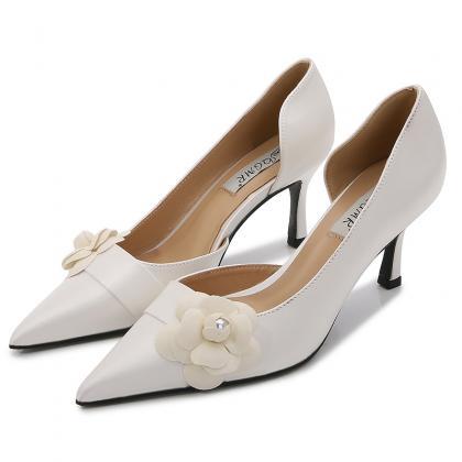 Point Toe White Women Heels Shoes With 3d Flowers..