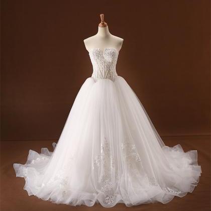 Champagne Sleeveless White Wedding Dress