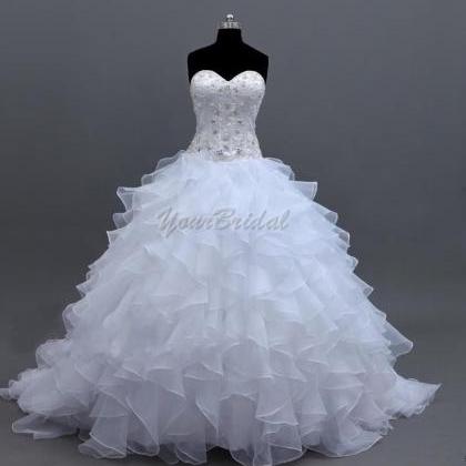Fluffy Tiered Ball Gown Wedding Dress Bridal Dress..