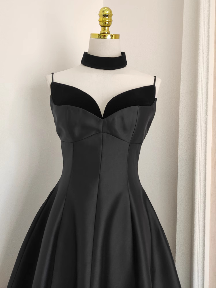 Luanne Elegant Beaded Black 2 Pieces Sweetheart Evening Gown
