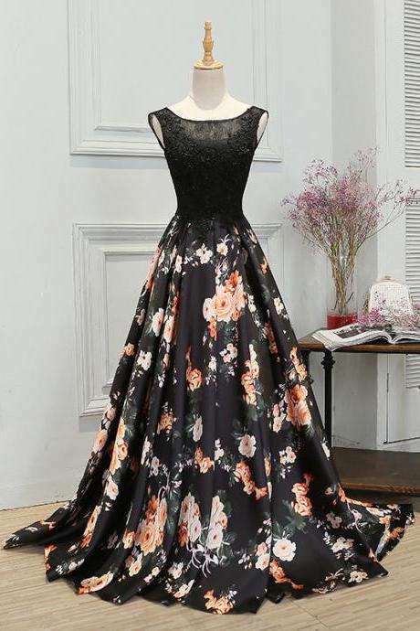 Crew Neckline Black Bodice Formal Occasion Dress With Floral Skirt Evening Gown