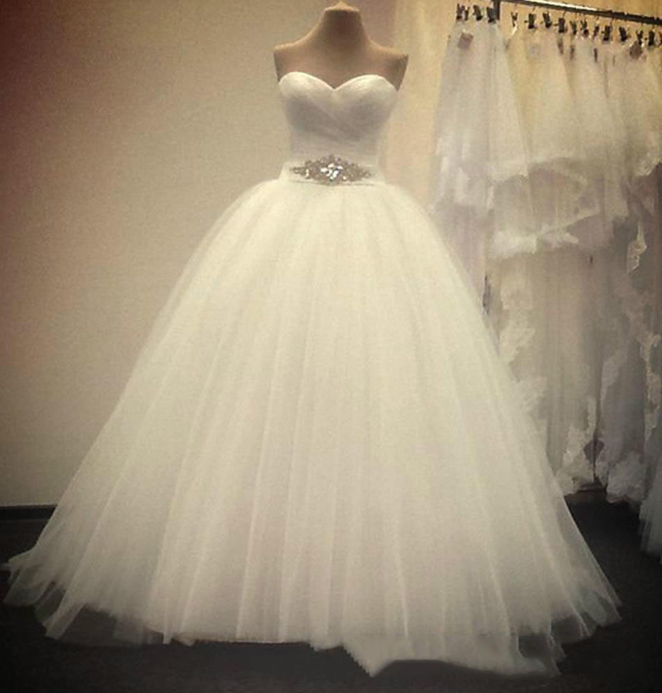 Princess Sleeveless Simple Wedding Dress on Luulla