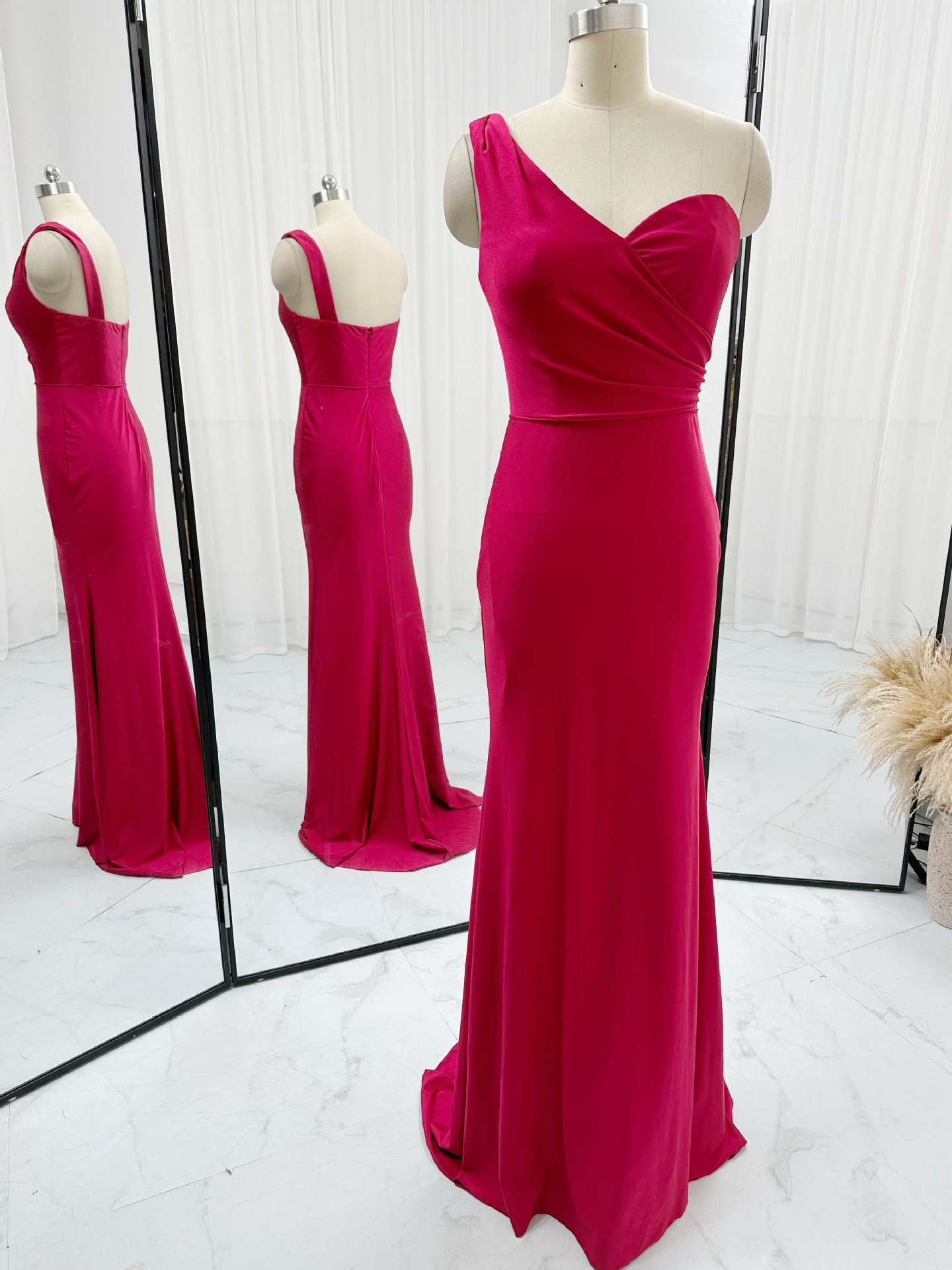 Rhinestone Embellished One-Shoulder Satin Gown Red