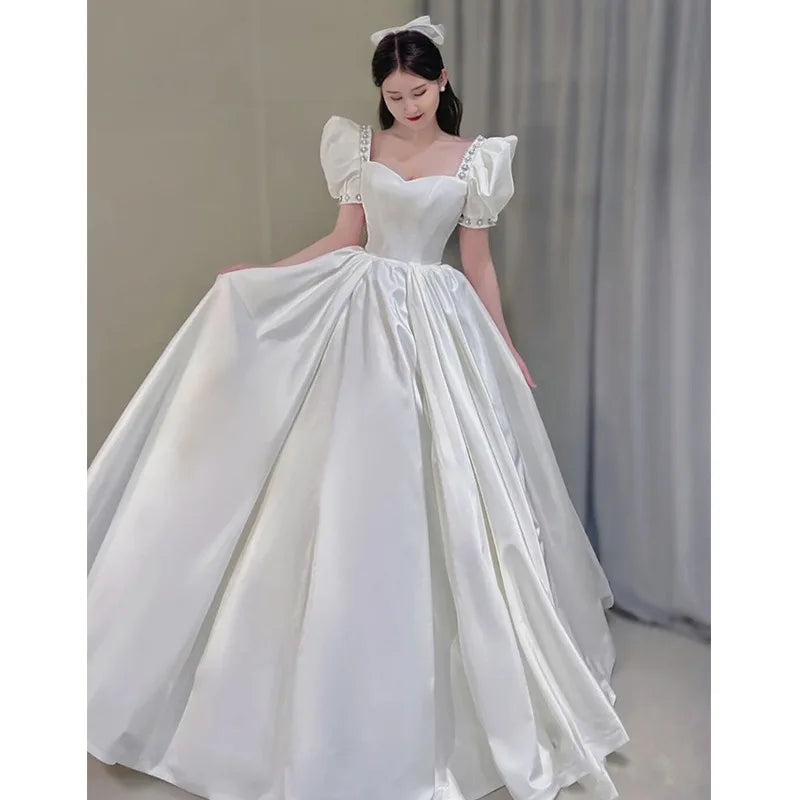 Elegant Satin Bridal Gown With Puff Sleeves And Bow on Luulla