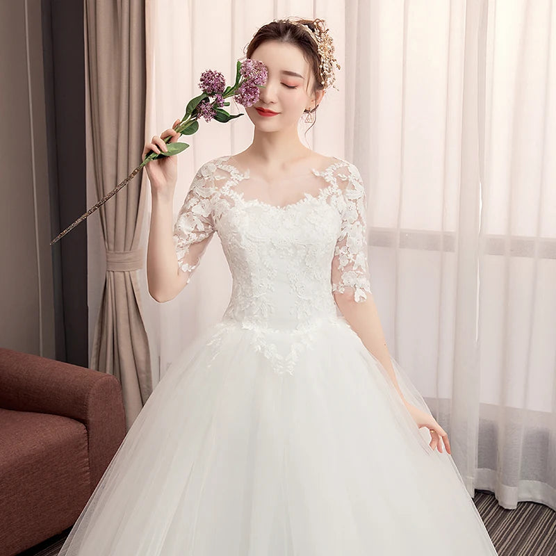 Elegant White Lace Long Wedding Dress with Appliques main image 1